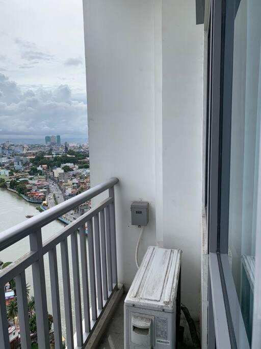 Acqua Iguazo Tower/Mandaluyong/ Makati Apartment Manila Exterior photo